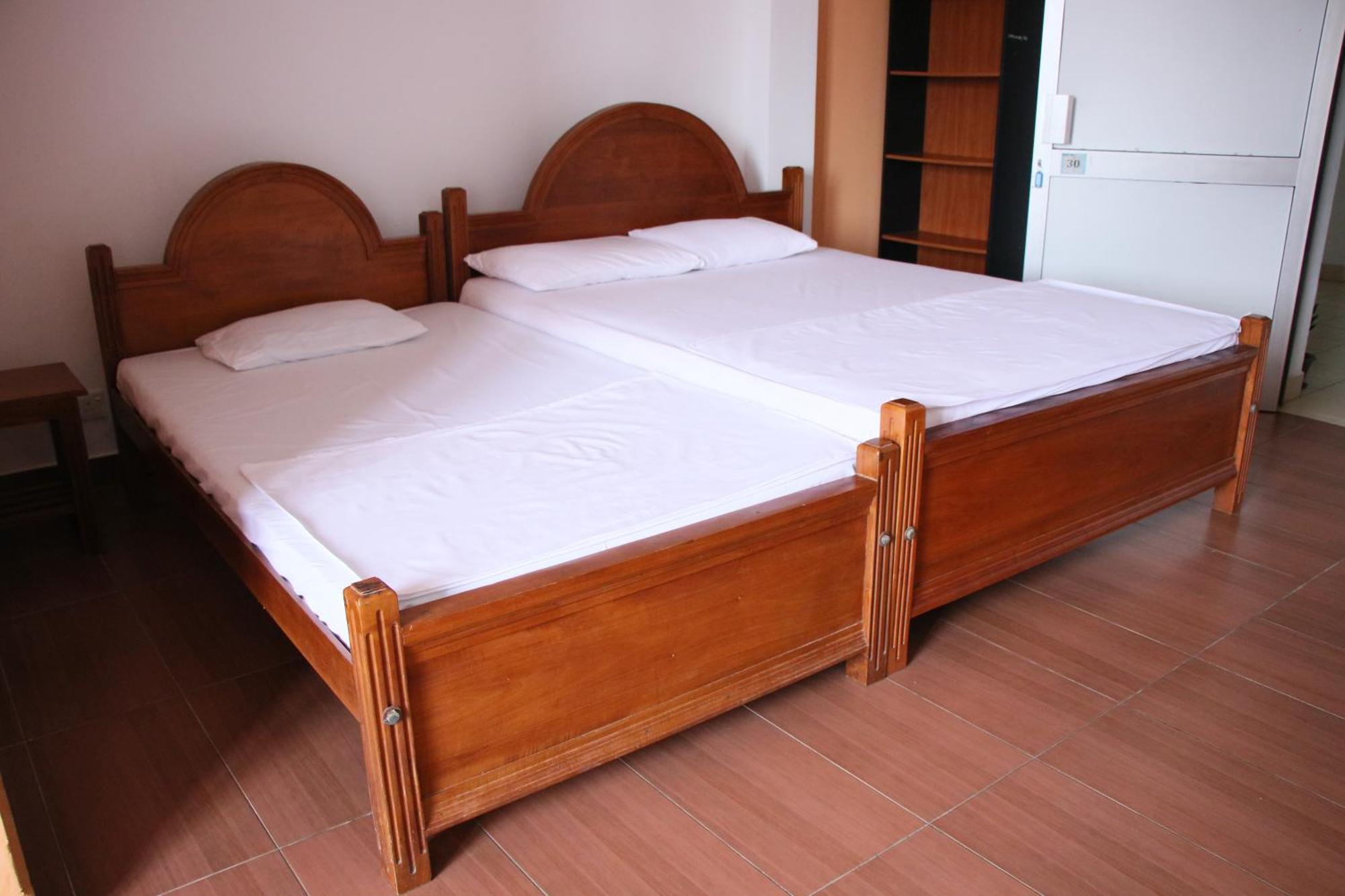 Hotel Caritas Rest Galle Esterno foto