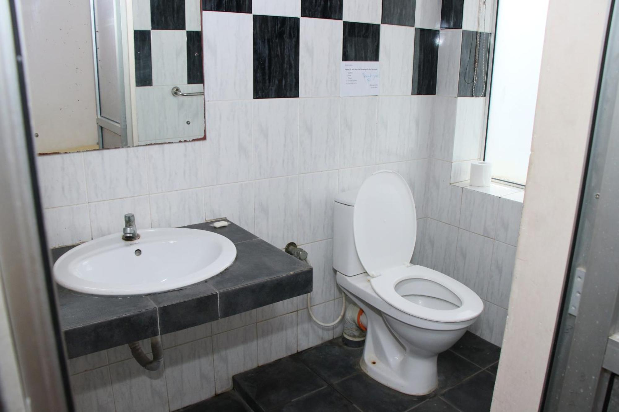 Hotel Caritas Rest Galle Esterno foto